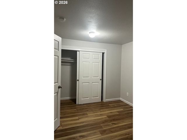 12369 Sw WALNUT St, Portland, OR 97223