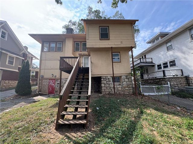 137 N Van Brunt Boulevard, Kansas City, MO 64123