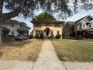 137 N Van Brunt Boulevard, Kansas City, MO 64123