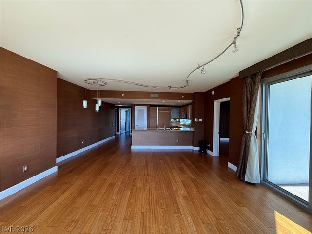 322 Karen Avenue 802, Las Vegas, NV 89109