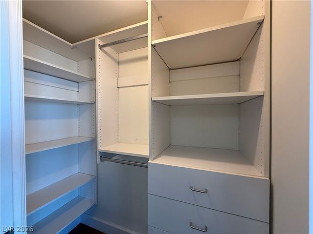 322 Karen Avenue 802, Las Vegas, NV 89109