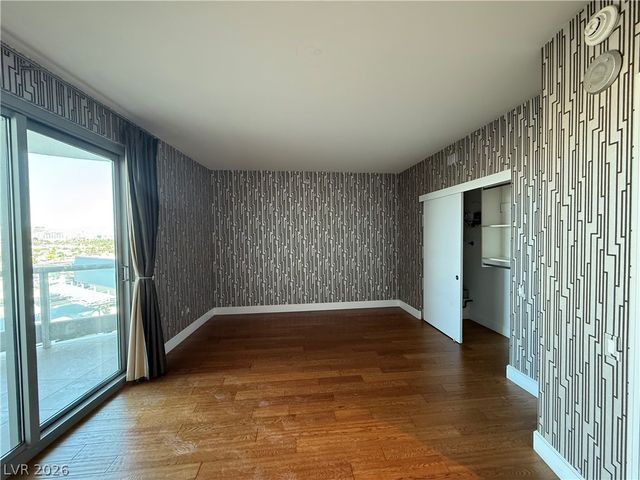 322 Karen Avenue 802, Las Vegas, NV 89109