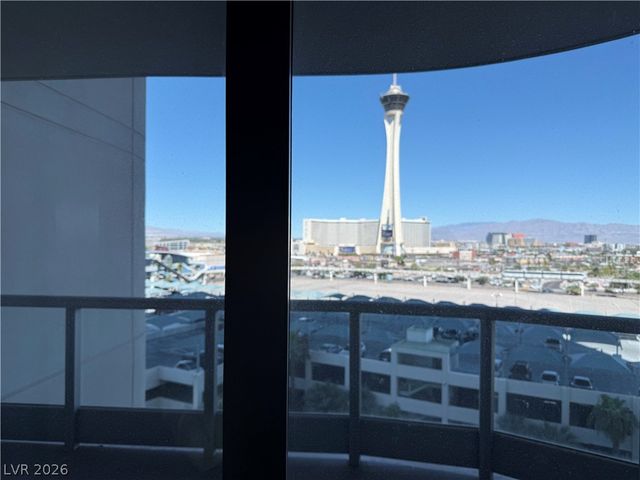 322 Karen Avenue 802, Las Vegas, NV 89109