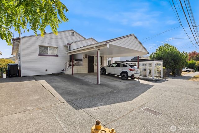 1732 Dexter Avenue N, Seattle, WA 98109