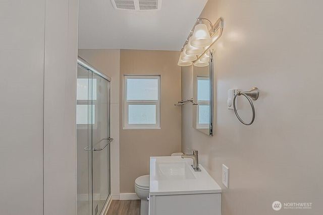 1732 Dexter Avenue N, Seattle, WA 98109
