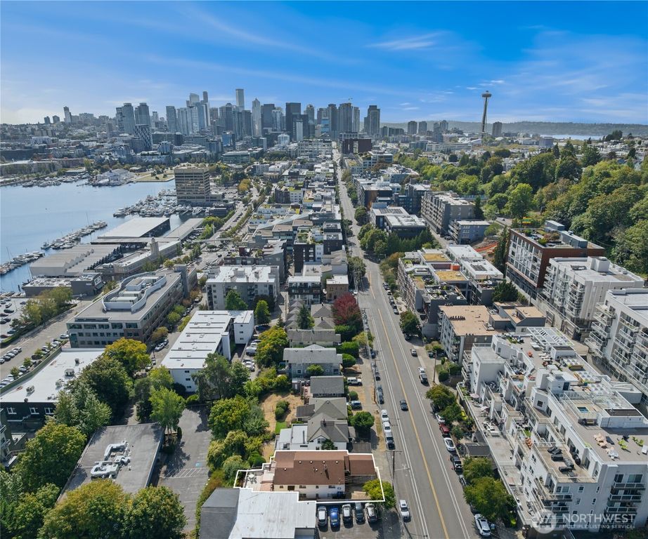 1732 Dexter Avenue N, Seattle, WA 98109