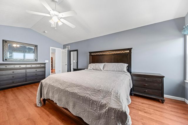 1977 Twin Flower Circle, Grove City, OH 43123