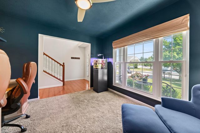 1977 Twin Flower Circle, Grove City, OH 43123