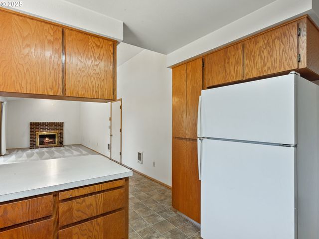 12406 Ne 37TH St, Vancouver, WA 98682