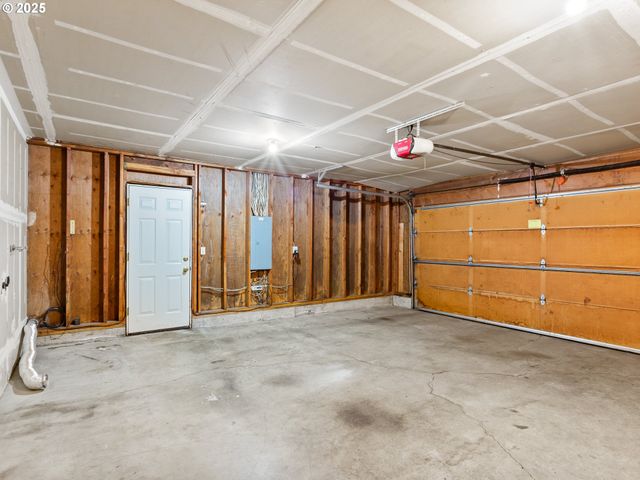 12406 Ne 37TH St, Vancouver, WA 98682