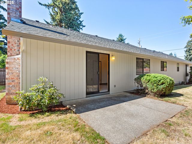 12406 Ne 37TH St, Vancouver, WA 98682