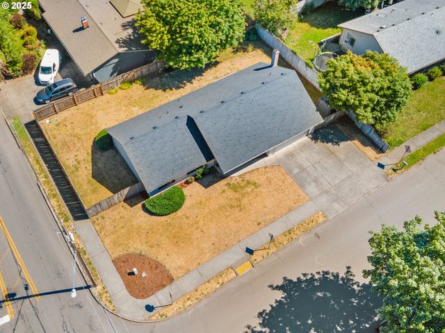 12406 Ne 37TH St, Vancouver, WA 98682