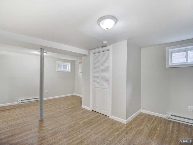 22-24 Pine Grove Terrace, Newark, NJ 07106