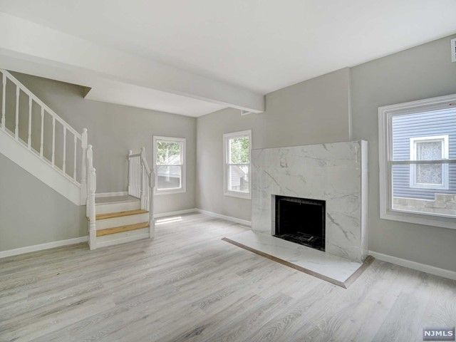 22-24 Pine Grove Terrace, Newark, NJ 07106