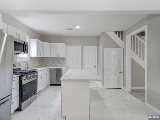 22-24 Pine Grove Terrace, Newark, NJ 07106
