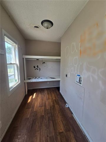 809 W Lexington Street, Richmond, MO 64085
