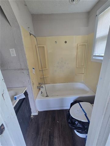 809 W Lexington Street, Richmond, MO 64085