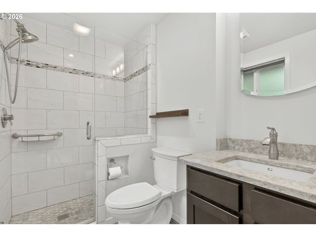 15005 Ne 71ST St, Vancouver, WA 98682