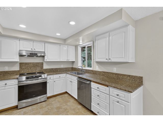 15005 Ne 71ST St, Vancouver, WA 98682