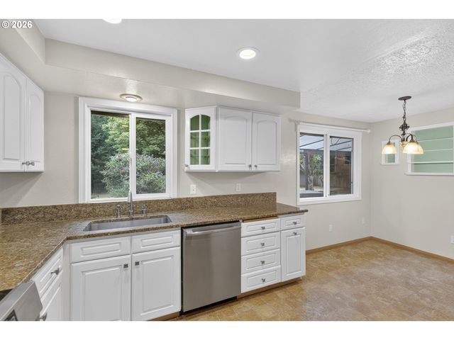 15005 Ne 71ST St, Vancouver, WA 98682