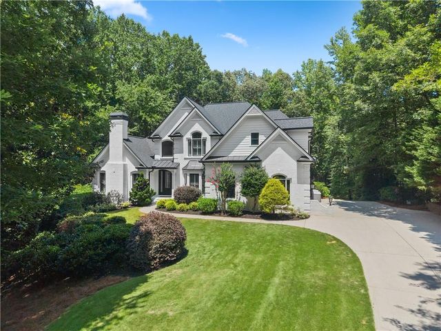 293 Oak Forest Drive, Dawsonville, GA 30534