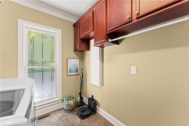 293 Oak Forest Drive, Dawsonville, GA 30534