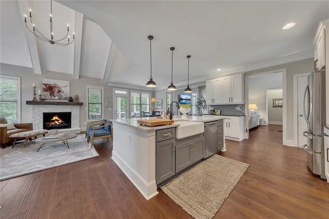 306 Misty Morning Circle, Canton, GA 30114