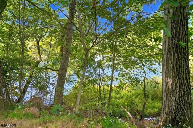 10 Ames Road, Morris Twp., NJ 07960
