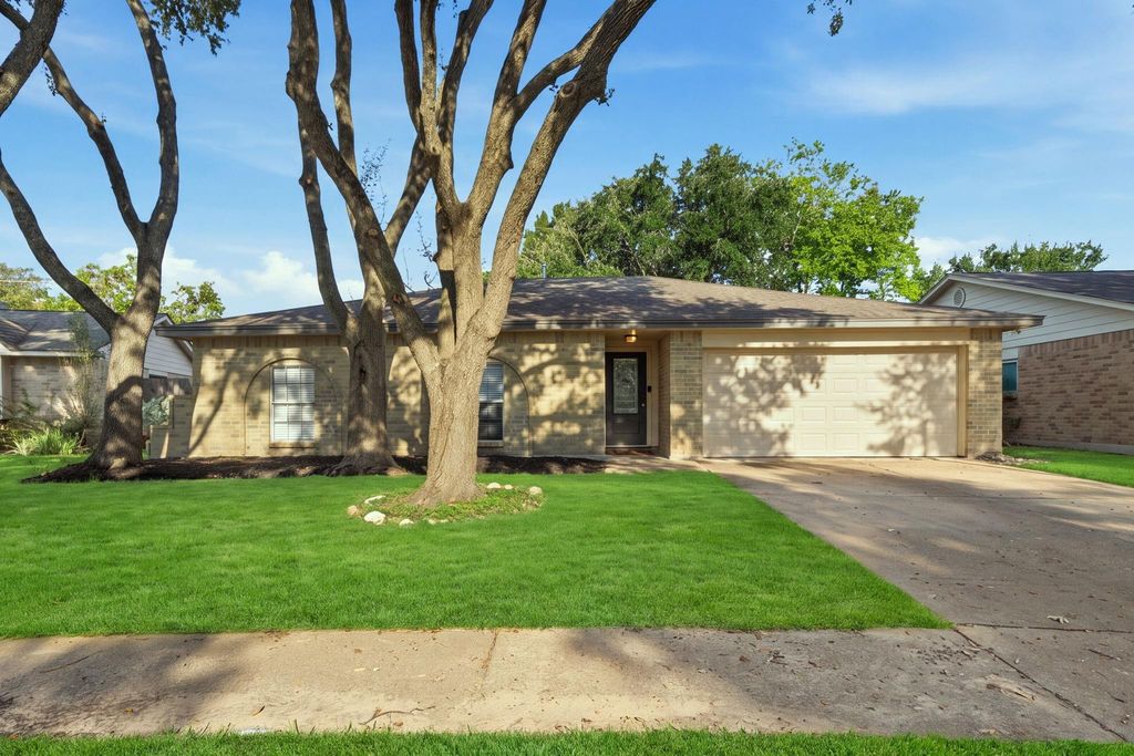 14315 Golden Cypress Lane, Cypress, TX 77429