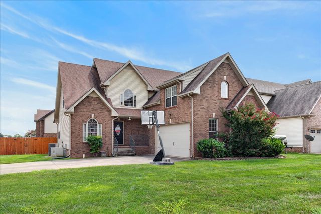 1484 Apache Way, Clarksville, TN 37042