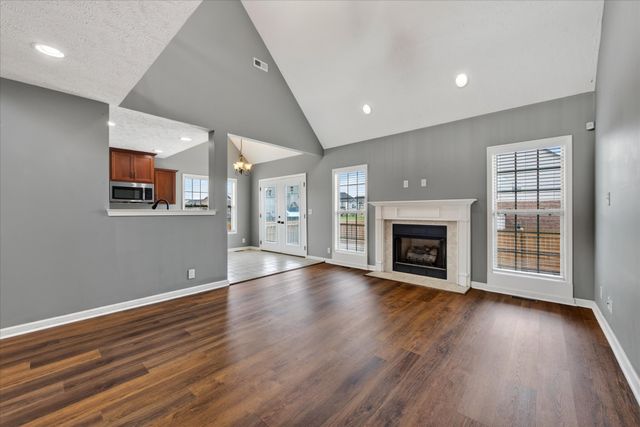 1484 Apache Way, Clarksville, TN 37042
