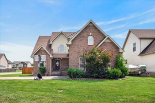 1484 Apache Way, Clarksville, TN 37042