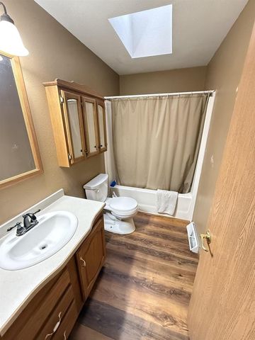 N115W21106 Brookside Circle, Germantown, WI 53022