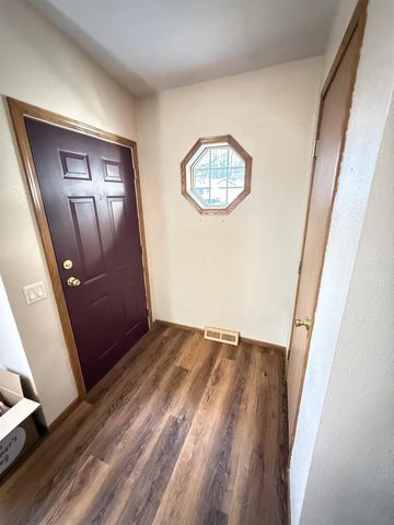 N115W21106 Brookside Circle, Germantown, WI 53022