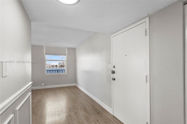 16558 NE 26th Ave 2G, North Miami Beach, FL 33160