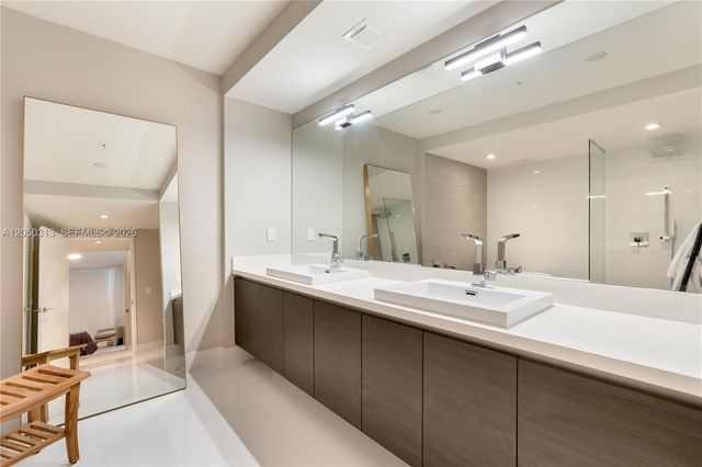 330 Sunny Isles Boulevard 51404, Sunny Isles Beach, FL 33160