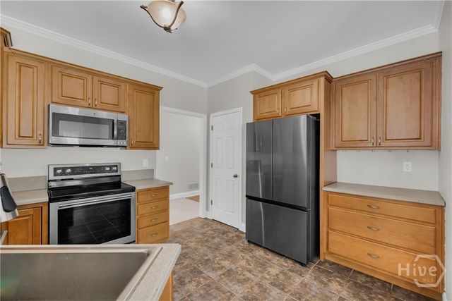155 Hidden Falls Drive, Hull, GA 30646