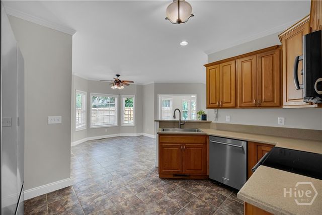 155 Hidden Falls Drive, Hull, GA 30646