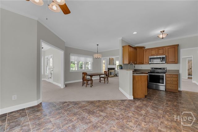 155 Hidden Falls Drive, Hull, GA 30646