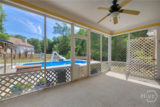 155 Hidden Falls Drive, Hull, GA 30646