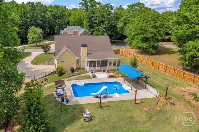 155 Hidden Falls Drive, Hull, GA 30646
