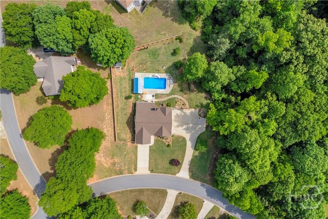 155 Hidden Falls Drive, Hull, GA 30646