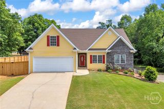 155 Hidden Falls Drive, Hull, GA 30646