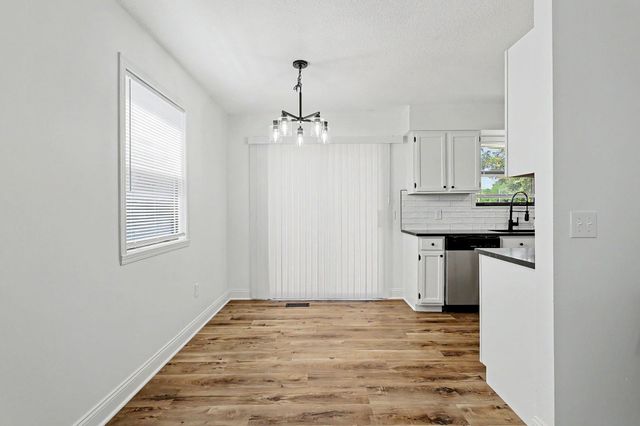 109 S Westview, Derby, KS 67037