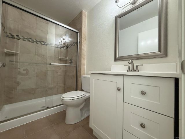 10955 Via Abaca, San Diego, CA 92126