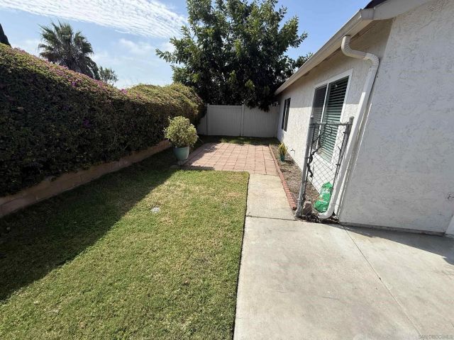 10955 Via Abaca, San Diego, CA 92126