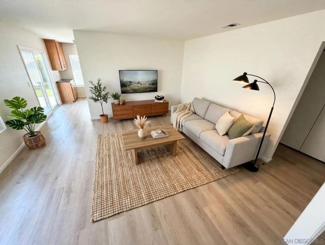 10955 Via Abaca, San Diego, CA 92126
