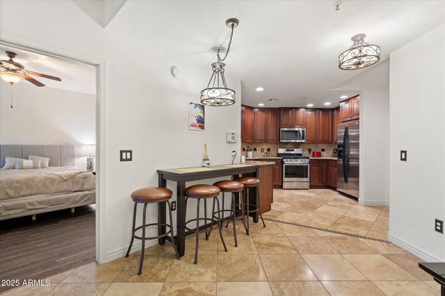 5350 E DEER VALLEY Drive 1430, Phoenix, AZ 85054