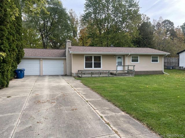 7071 Brittwood Lane, Flint, MI 48507