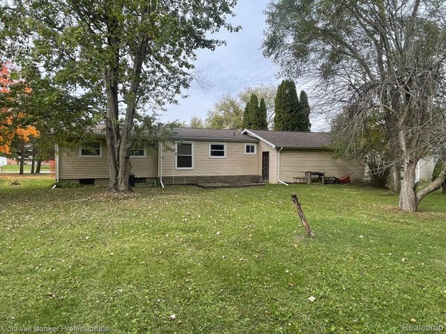 7071 Brittwood Lane, Flint, MI 48507